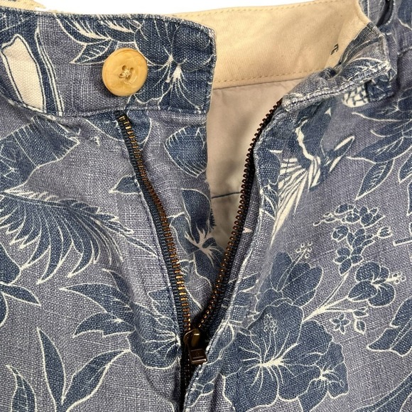 Tommy Bahama Men’s Linen Blue & White Tropical Print Golf Shorts Size 34 - Picture 4 of 14